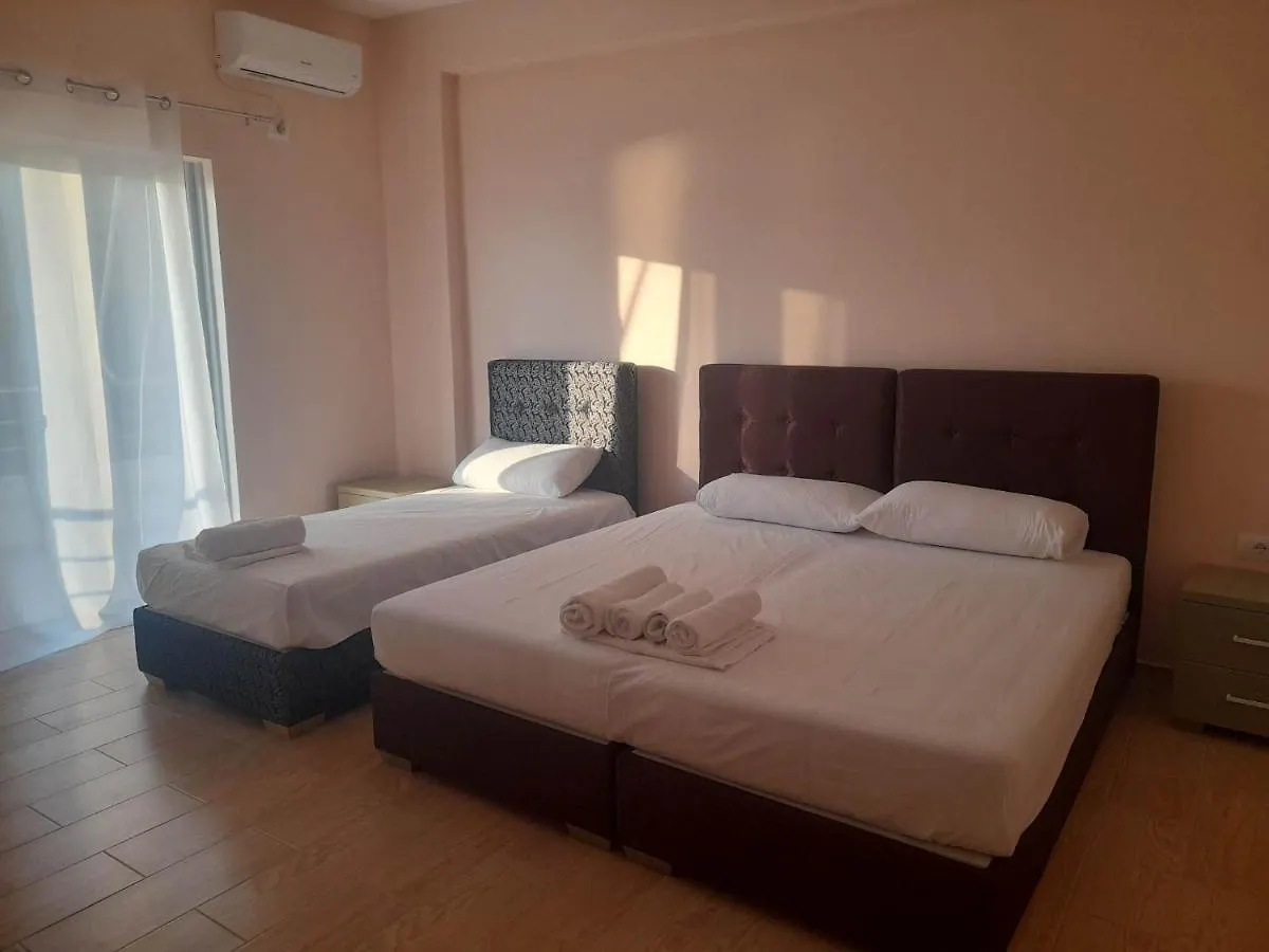 Dhanil Hotel Borsh - Himare 0*,
