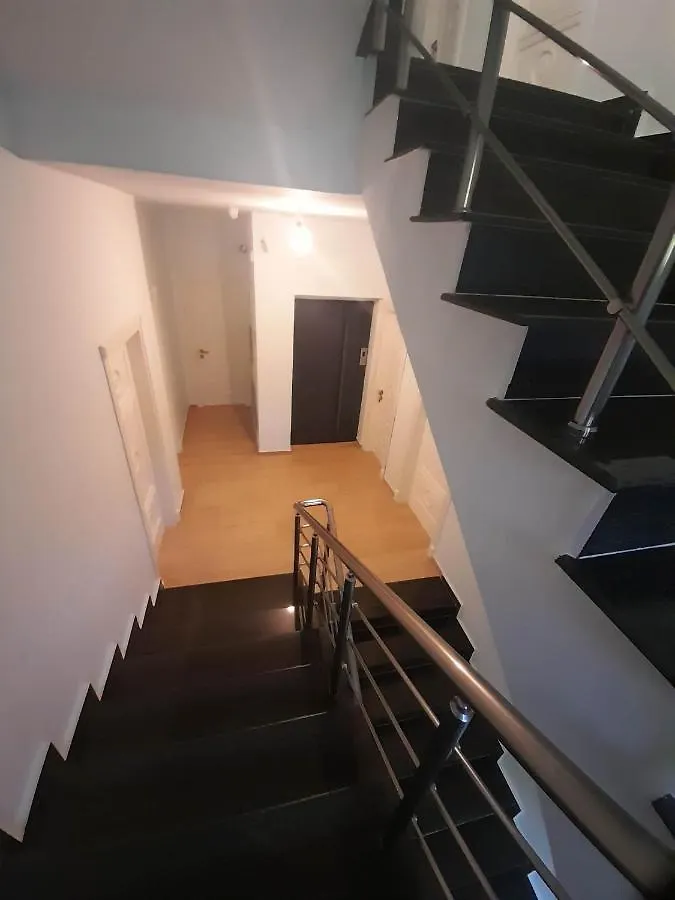 Dhanil Hotel Borsh - Himare 0*,  Albanië